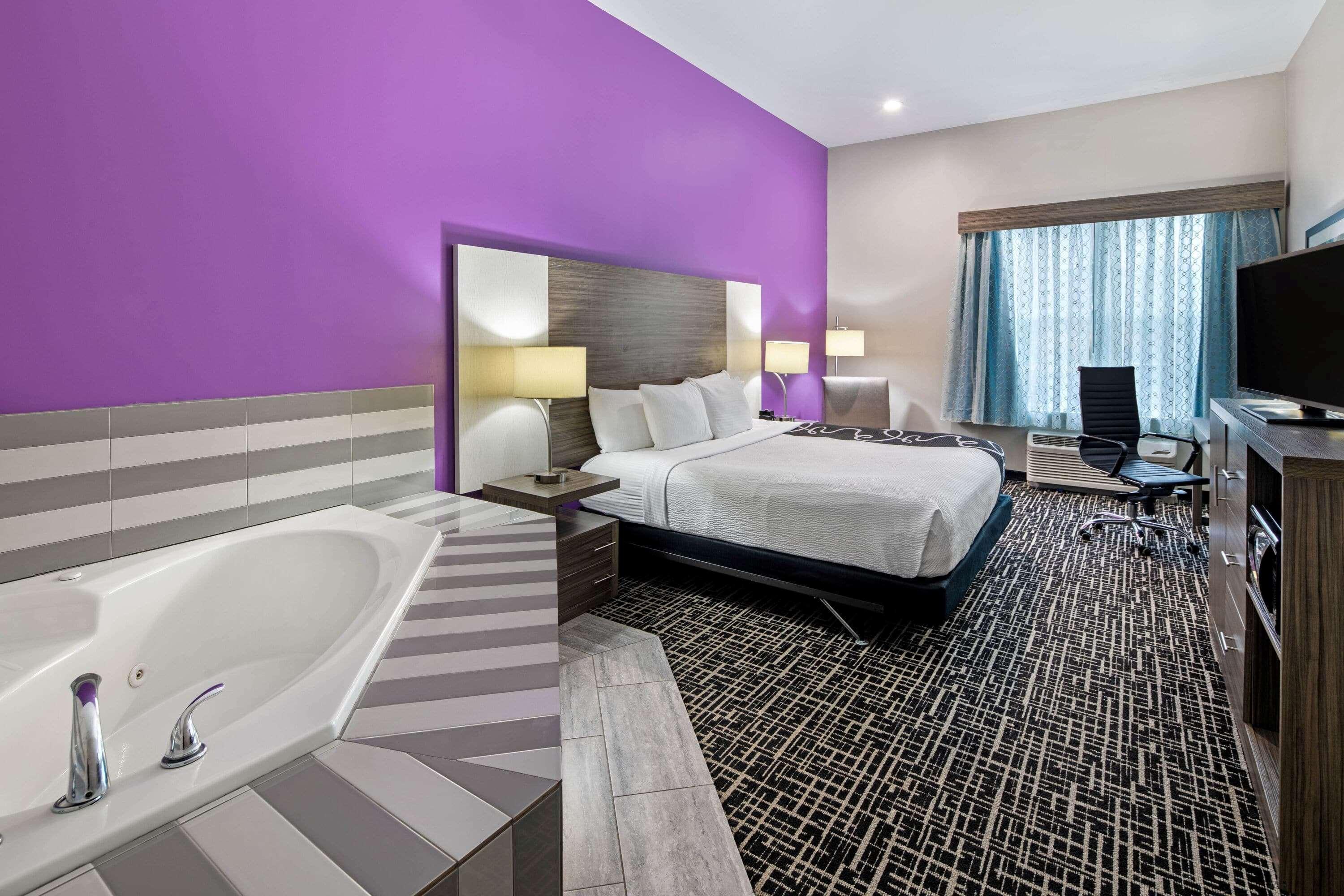 La Quinta By Wyndham Forsyth Hotel Екстериор снимка