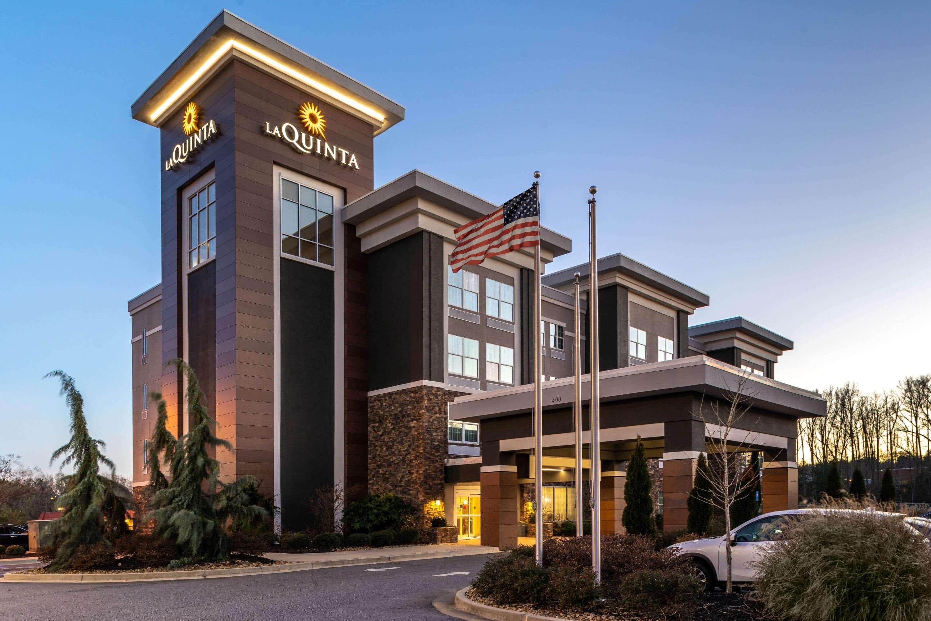 La Quinta By Wyndham Forsyth Hotel Екстериор снимка
