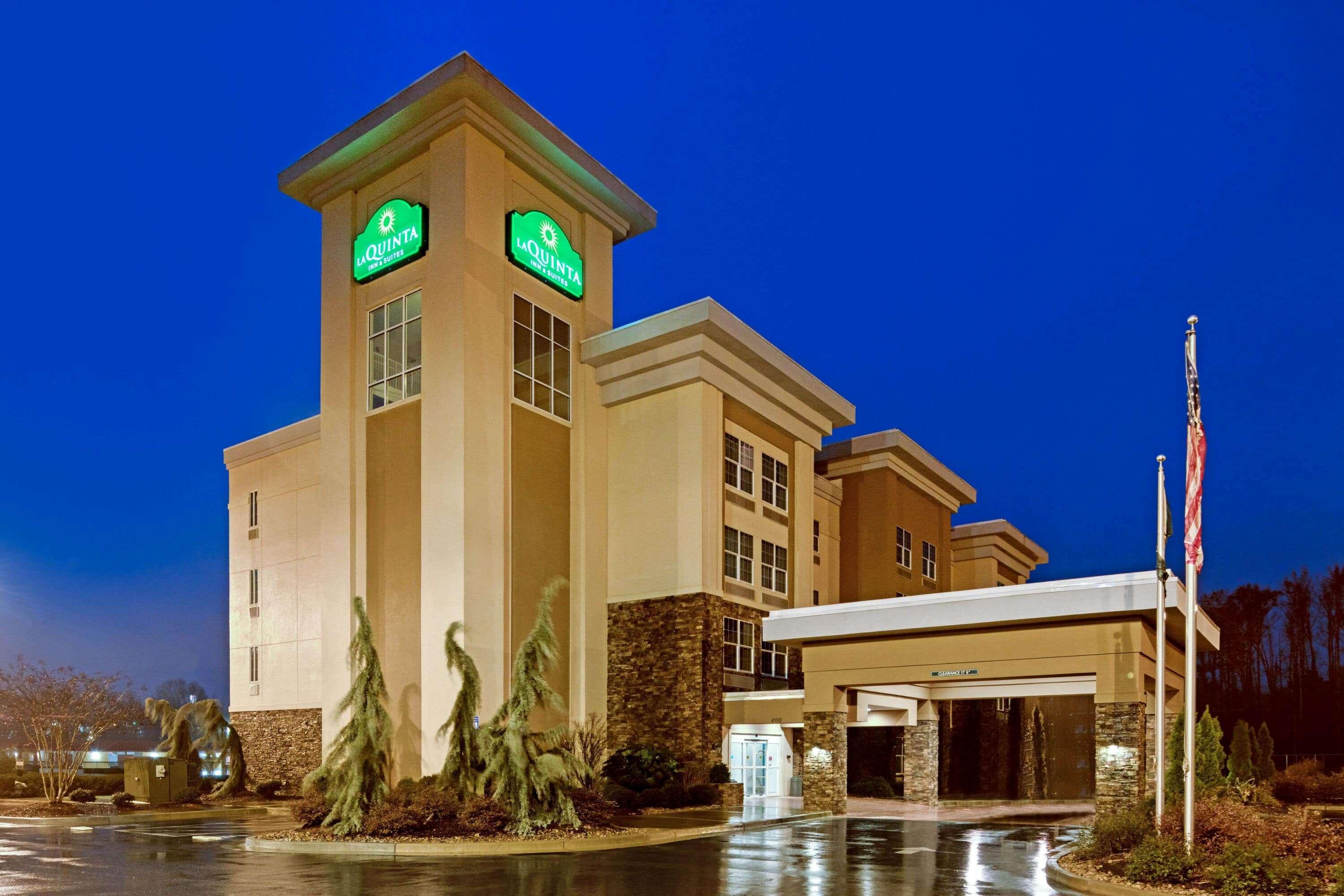 La Quinta By Wyndham Forsyth Hotel Екстериор снимка