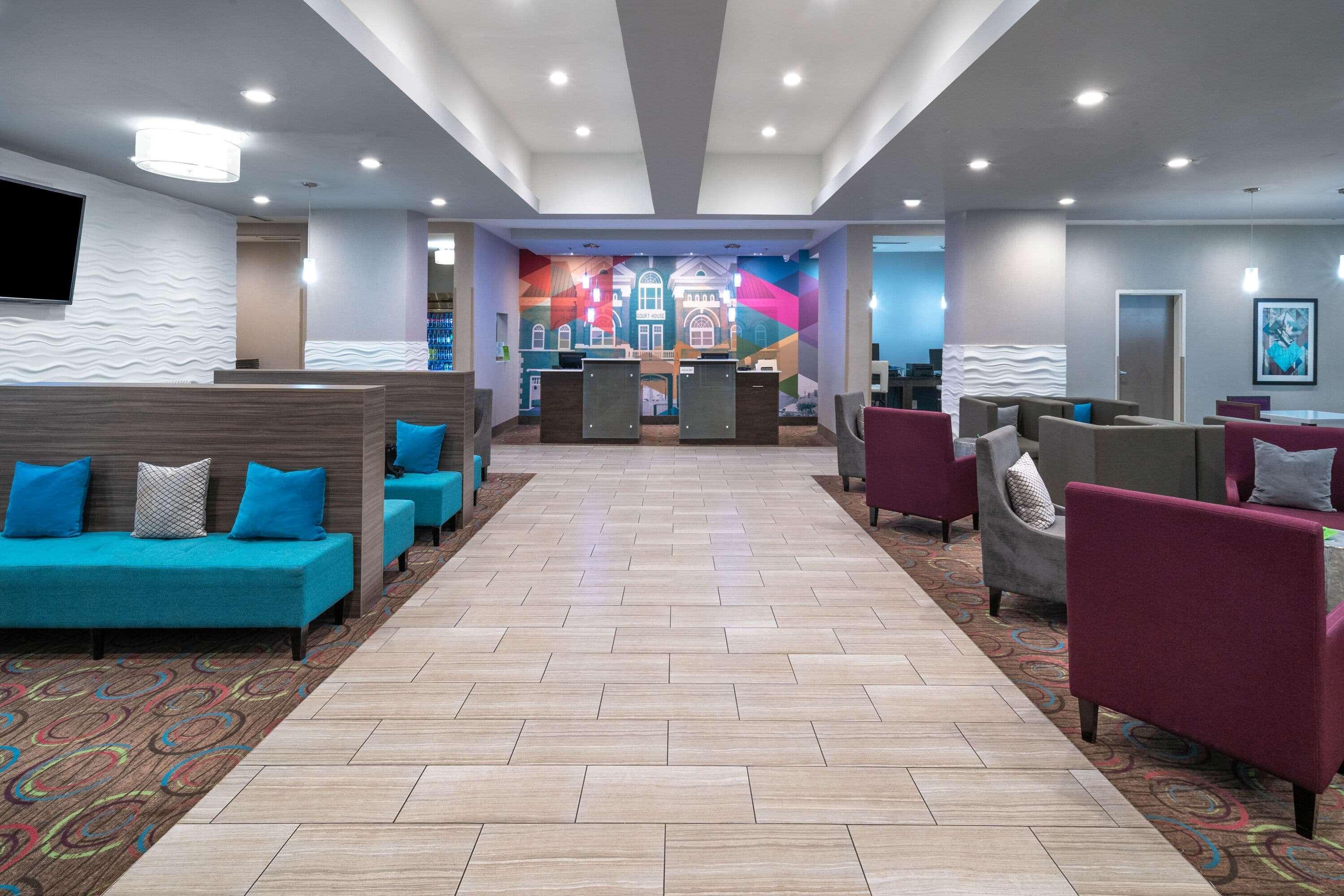 La Quinta By Wyndham Forsyth Hotel Екстериор снимка