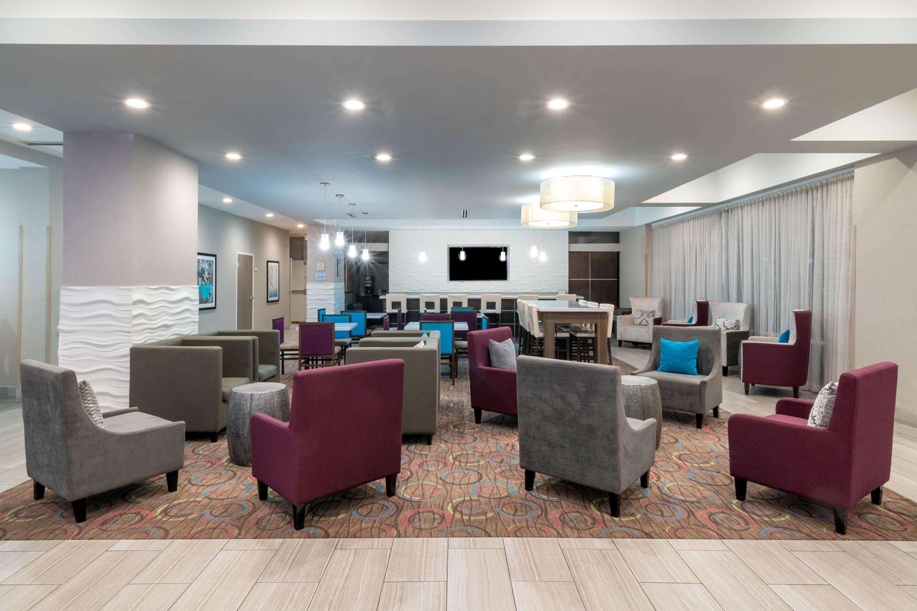 La Quinta By Wyndham Forsyth Hotel Екстериор снимка