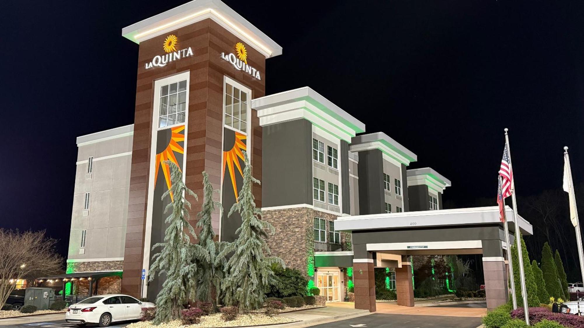 La Quinta By Wyndham Forsyth Hotel Екстериор снимка
